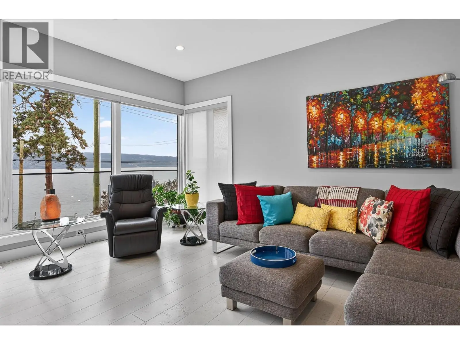 11537 Okanagan Centre Road W. Lake Country, British Columbia
