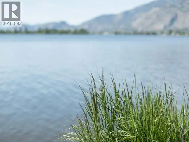 2418 Lakeshore Drive Unit# 302. Osoyoos, British Columbia