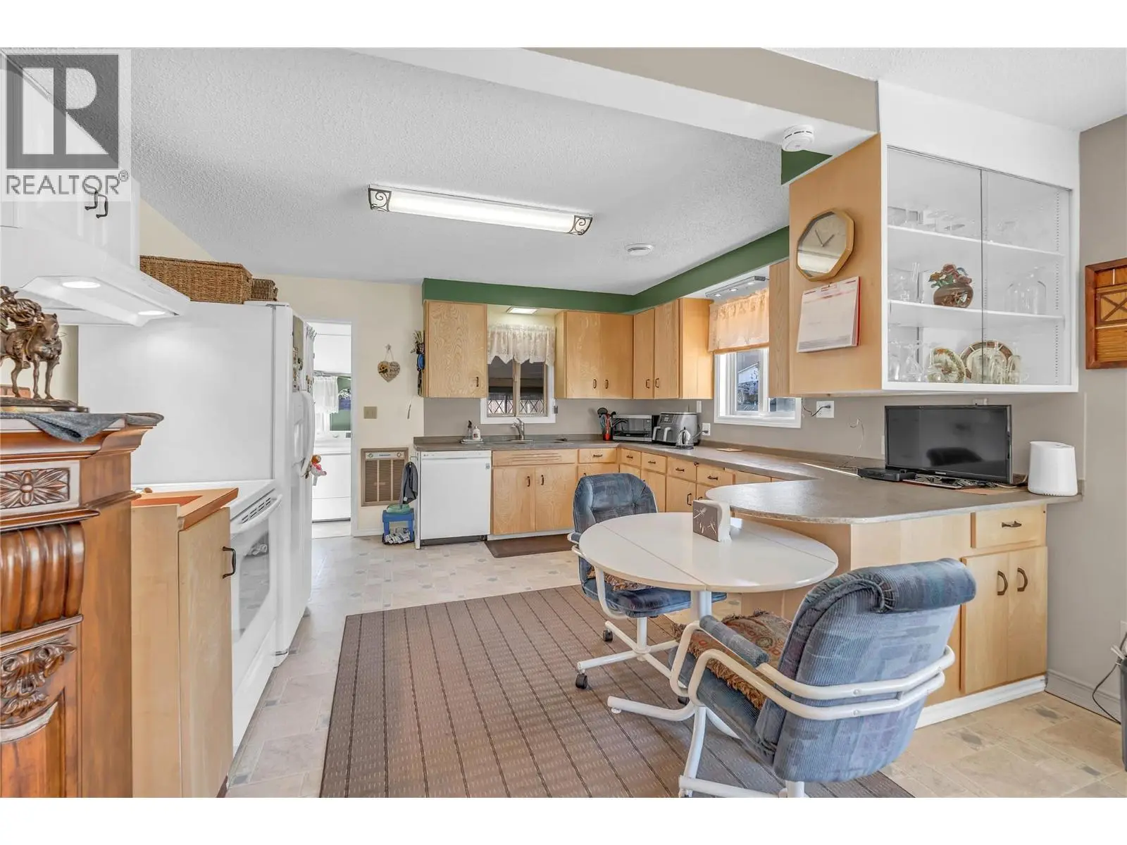5615 Simpson Road. Summerland, British Columbia