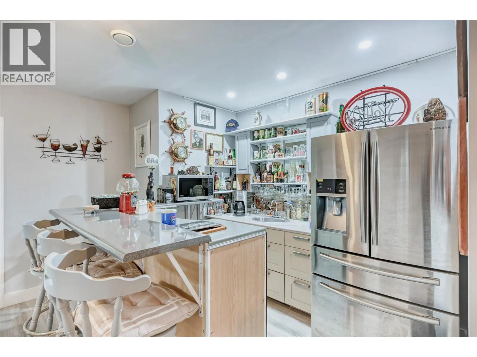 3807 Fairwinds Drive. Osoyoos, British Columbia