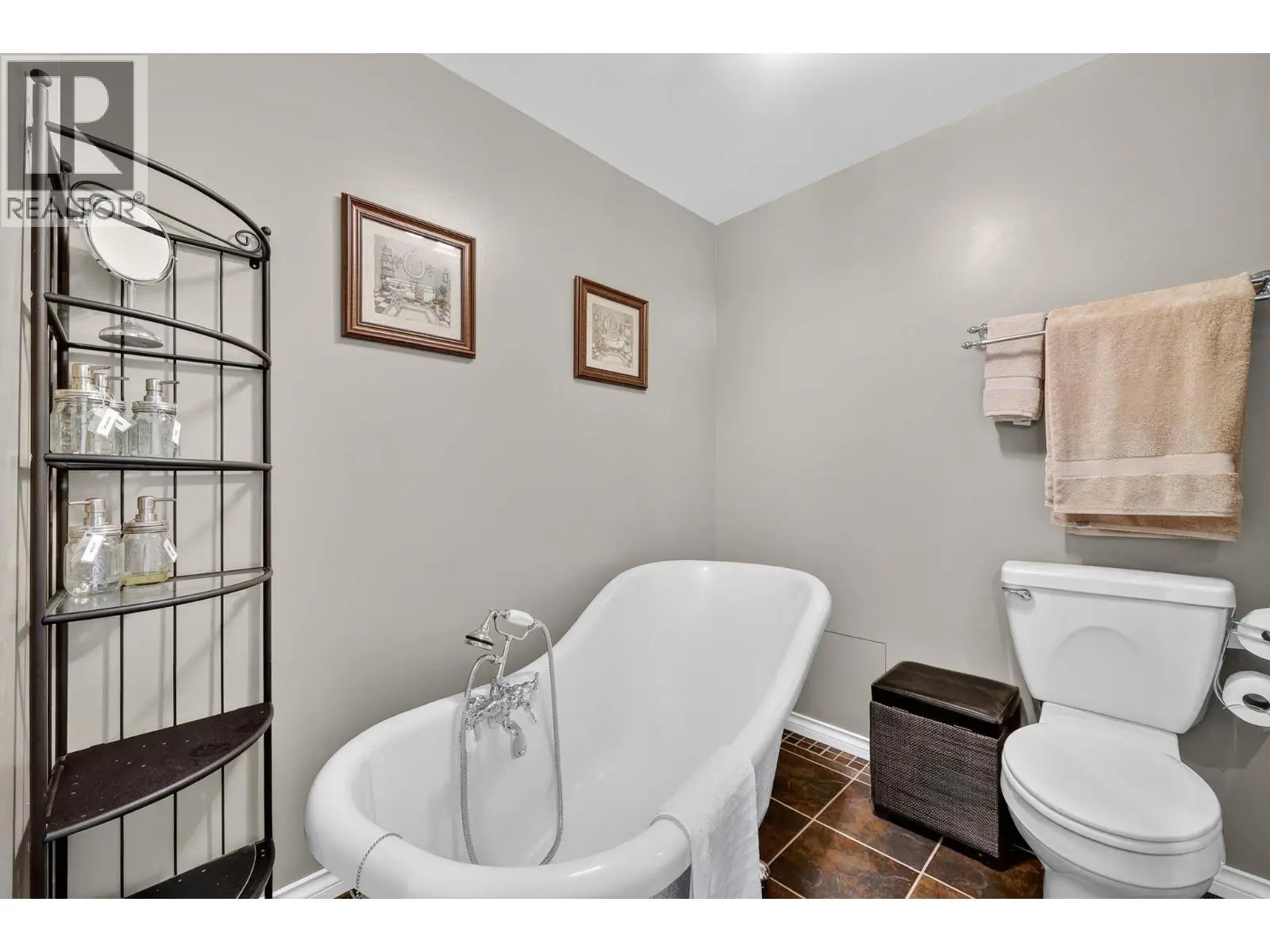 8949 122nd Avenue. Osoyoos, British Columbia