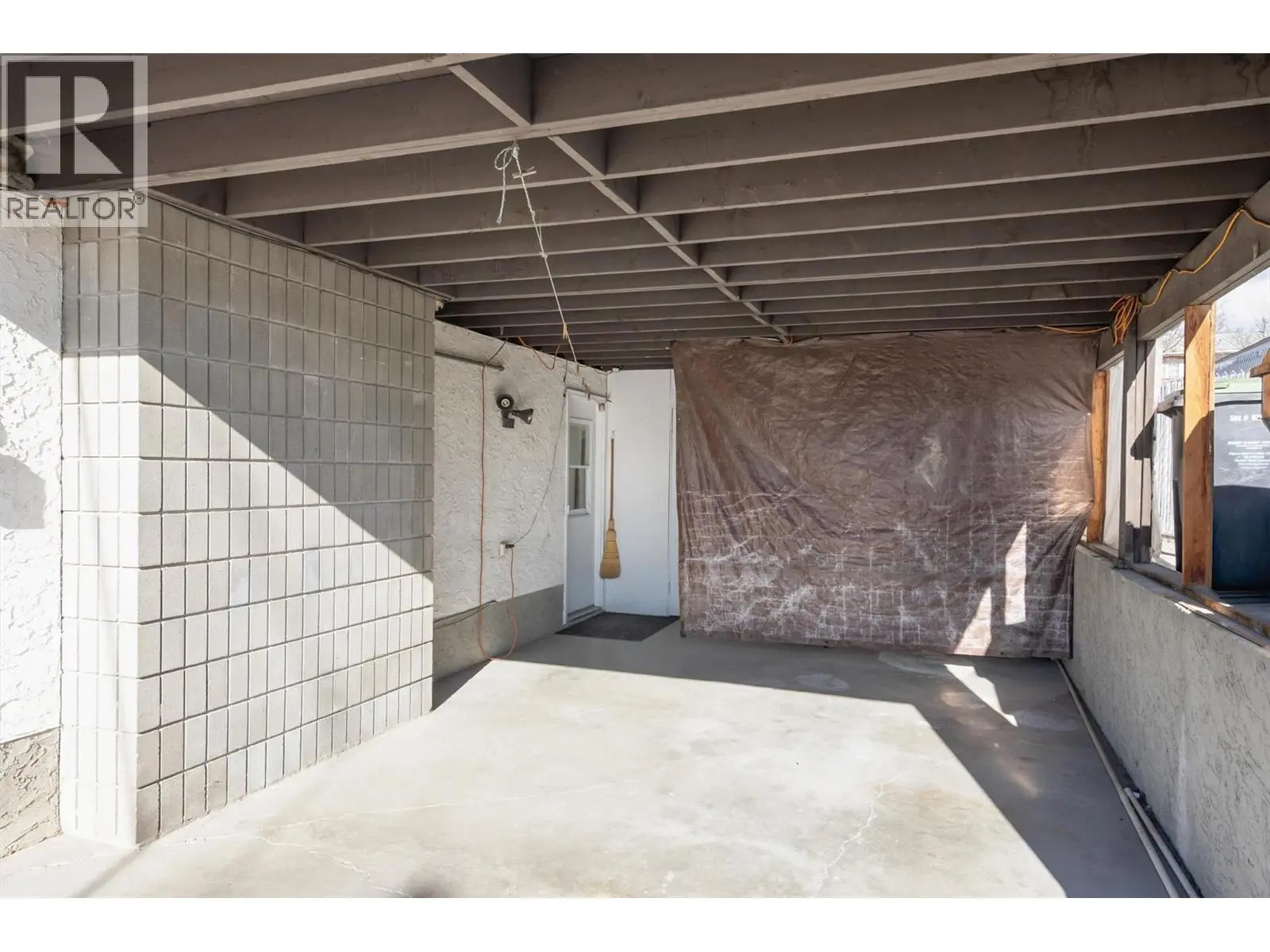 2442 Butt Road. West Kelowna, British Columbia