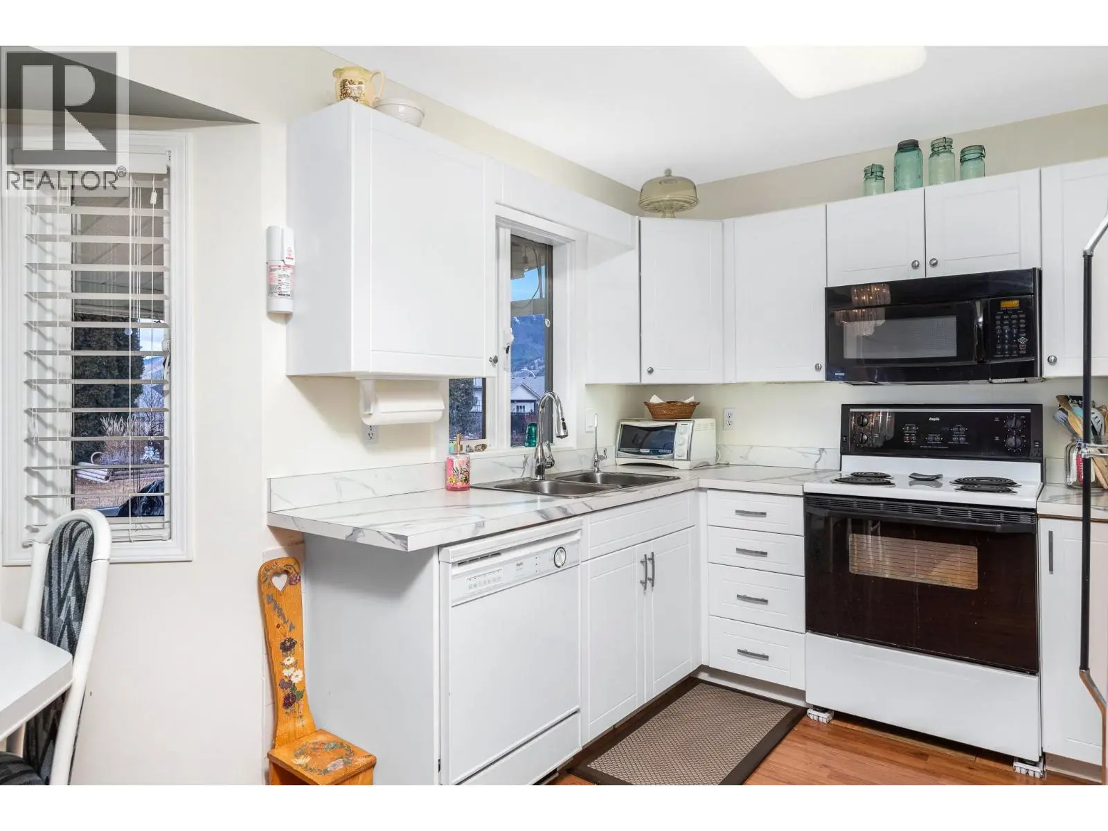 833 8 Avenue. Vernon, British Columbia
