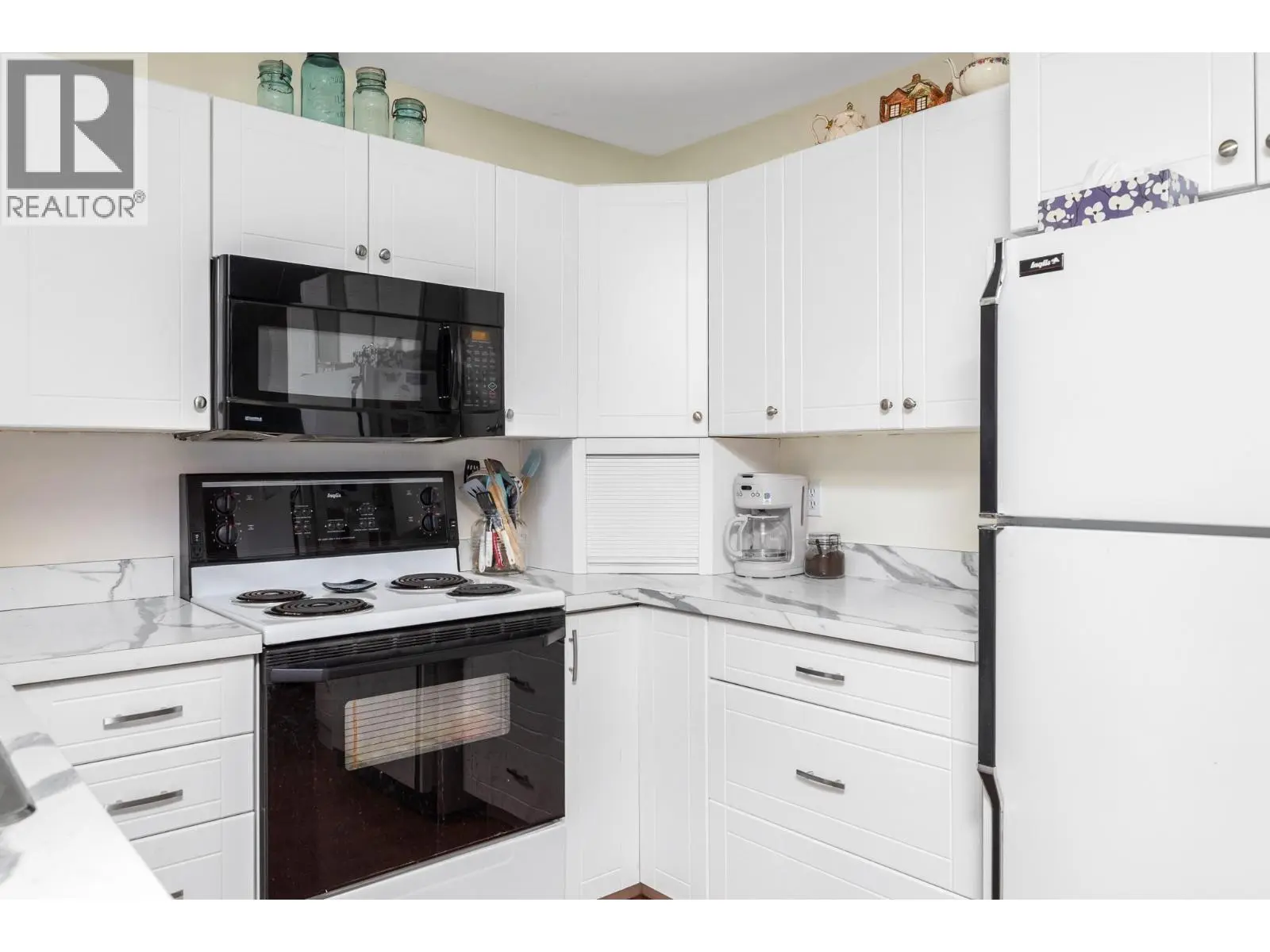 833 8 Avenue. Vernon, British Columbia
