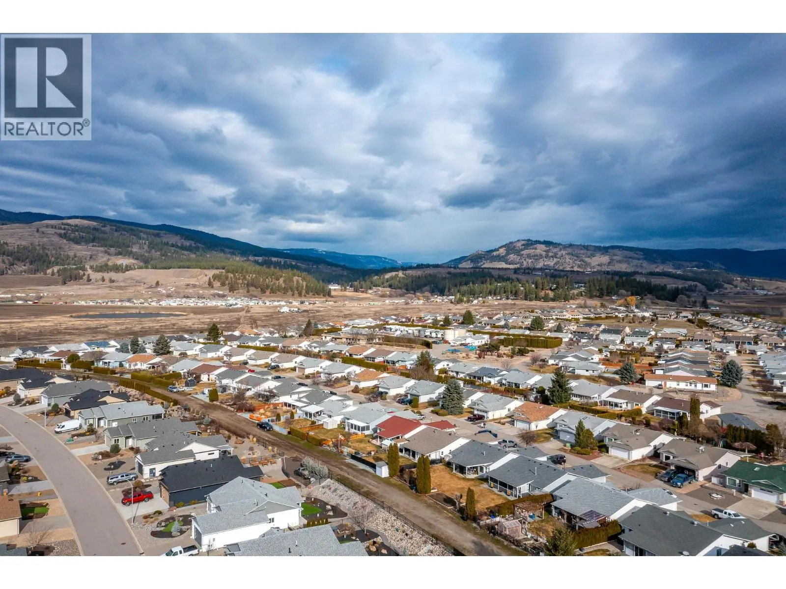 833 8 Avenue. Vernon, British Columbia