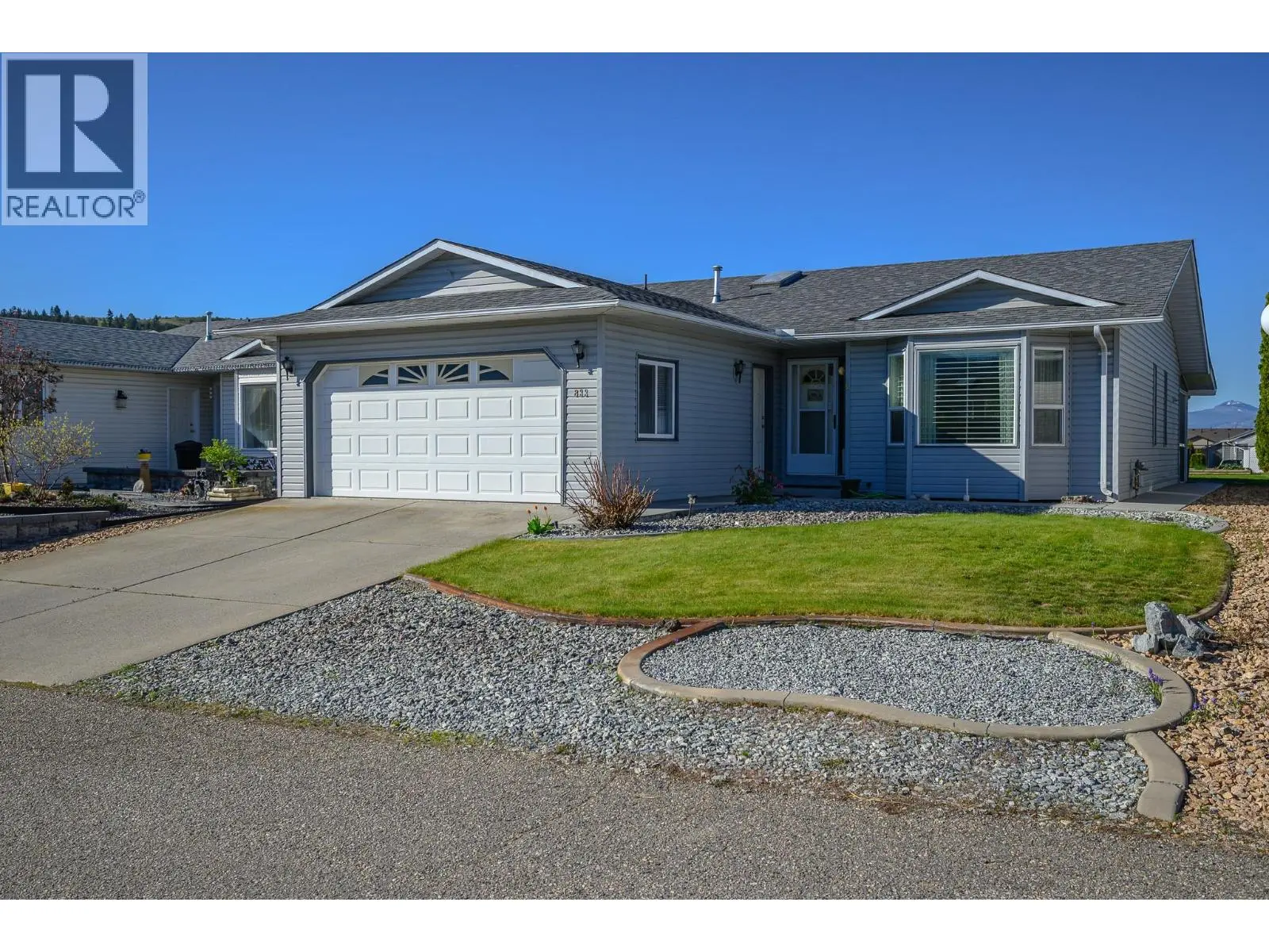 833 8 Avenue. Vernon, British Columbia