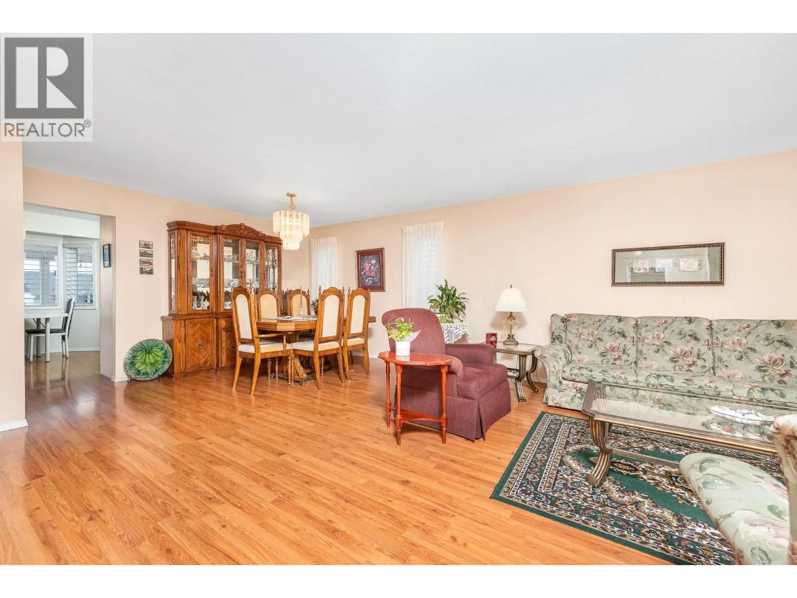 833 8 Avenue. Vernon, British Columbia