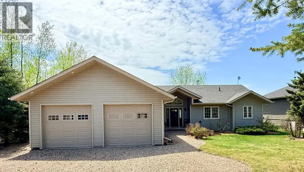 203 Northern Meadows Drive, Lac Des Iles