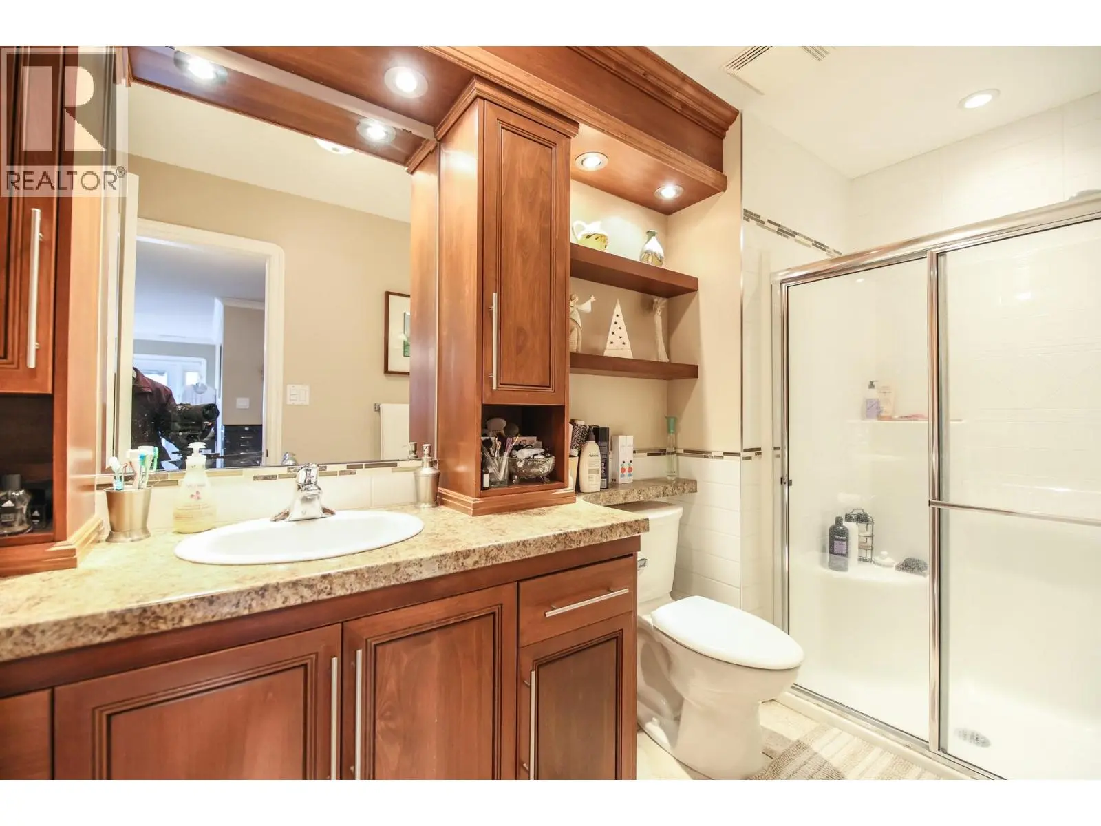 6805 Cottonwood Drive Unit# 400. Osoyoos, British Columbia