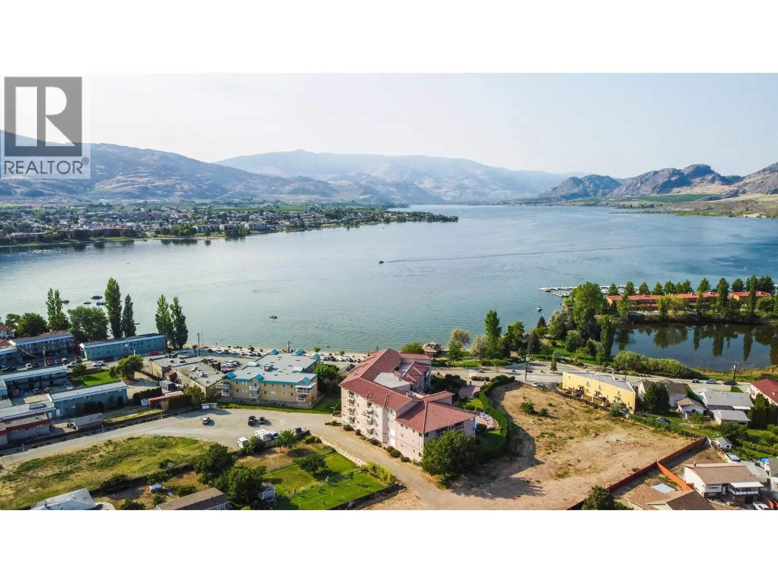 6805 Cottonwood Drive Unit# 400. Osoyoos, British Columbia