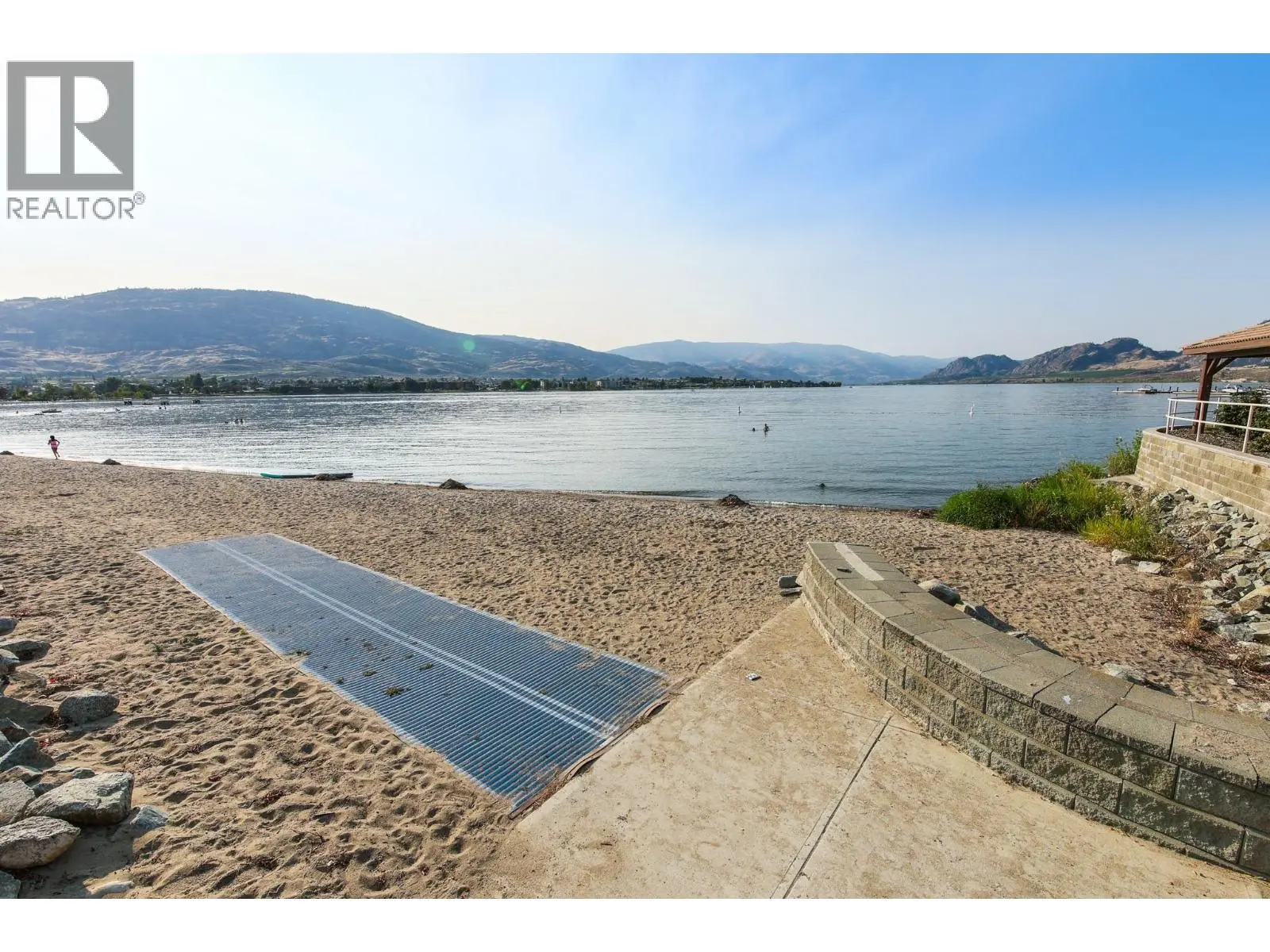 6805 Cottonwood Drive Unit# 400. Osoyoos, British Columbia