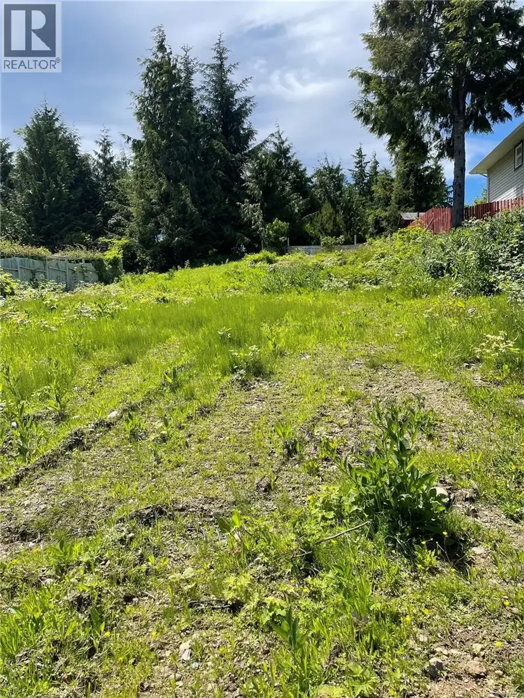 6110 Hunt St, Port Hardy