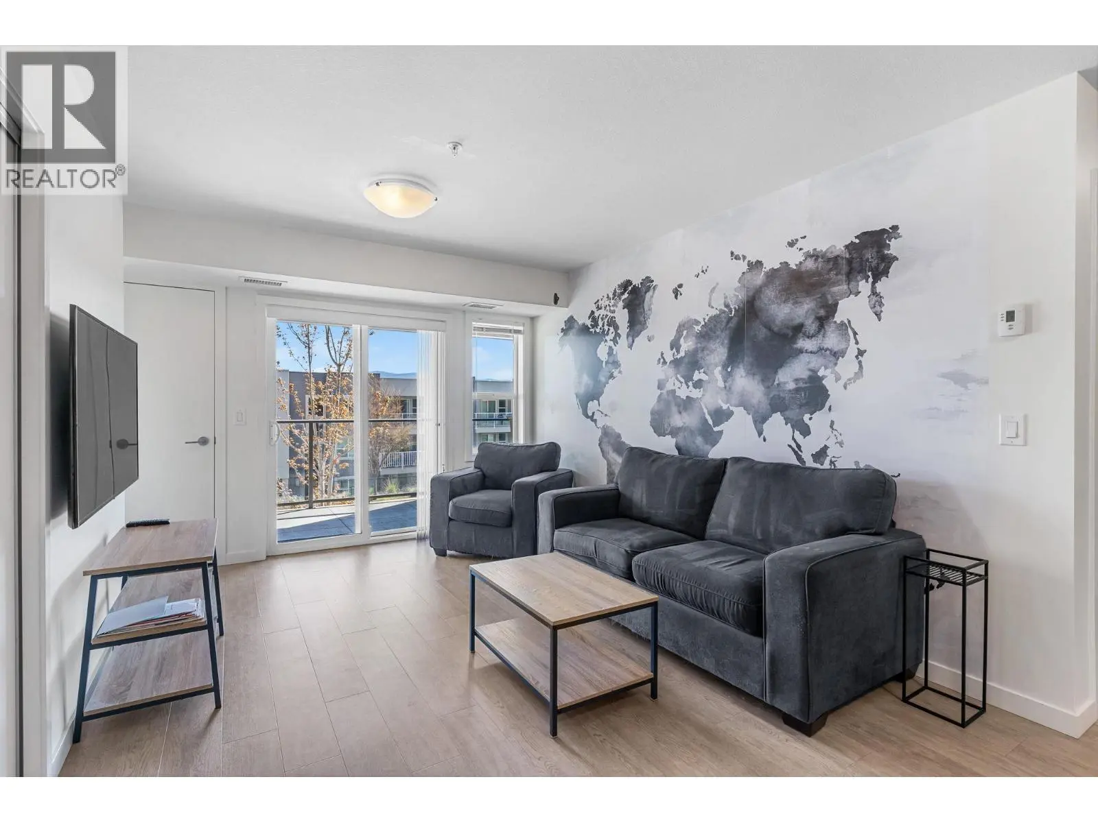 725 Academy Way Unit# 128. Kelowna, British Columbia