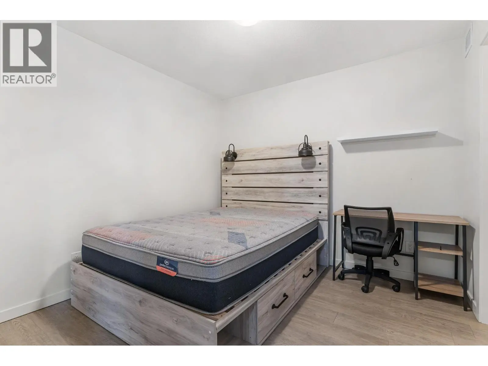 725 Academy Way Unit# 128. Kelowna, British Columbia