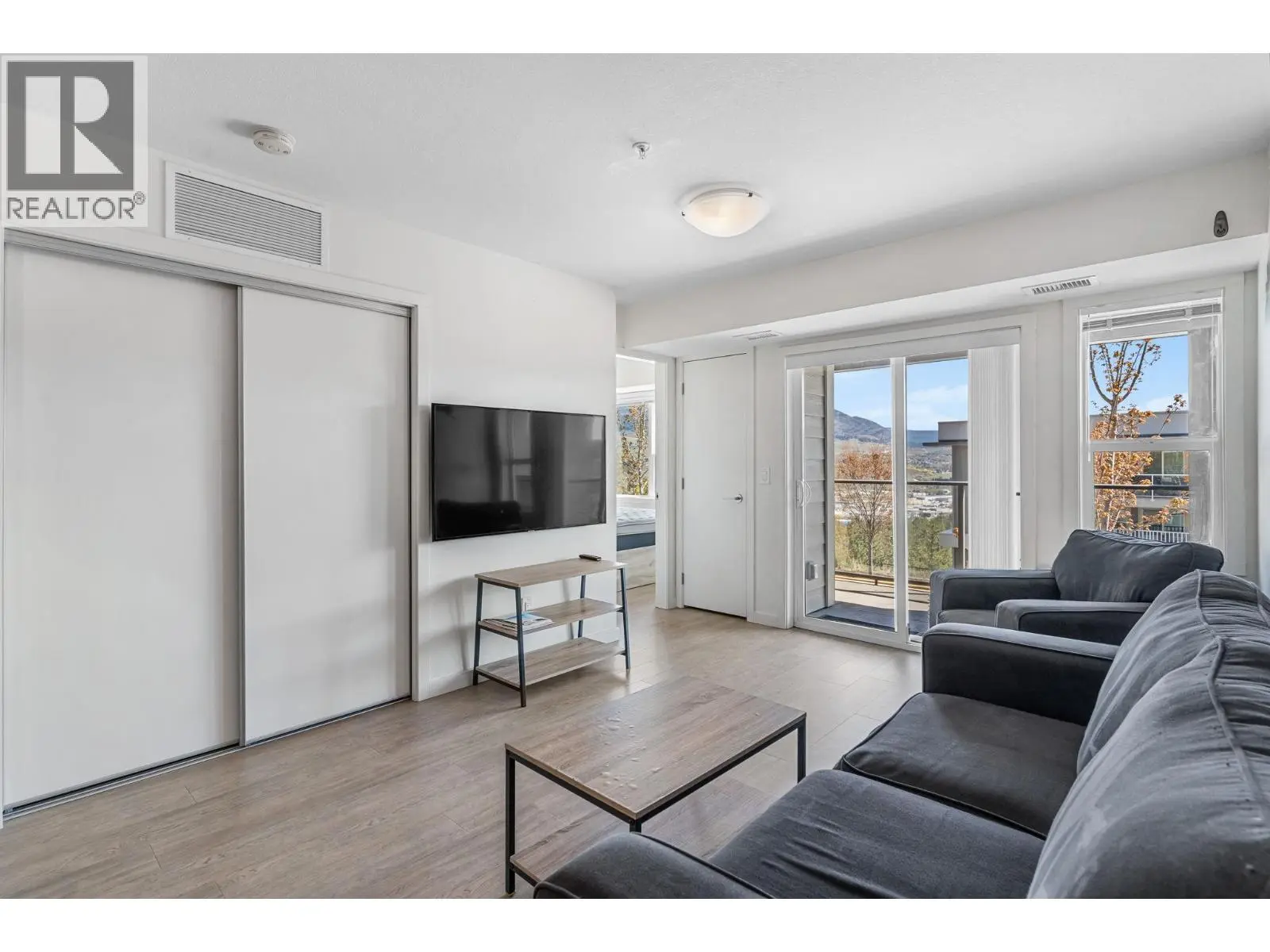 725 Academy Way Unit# 128. Kelowna, British Columbia