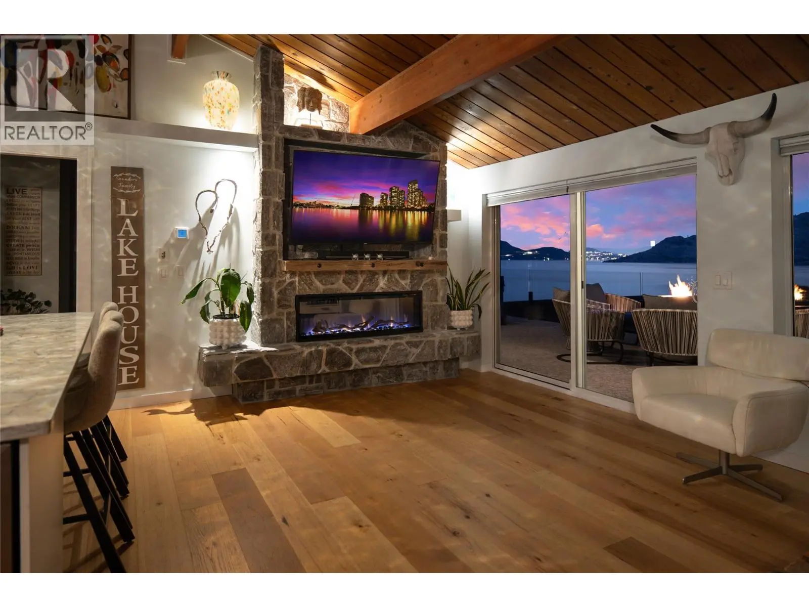 7192 Brent Road. Peachland, British Columbia