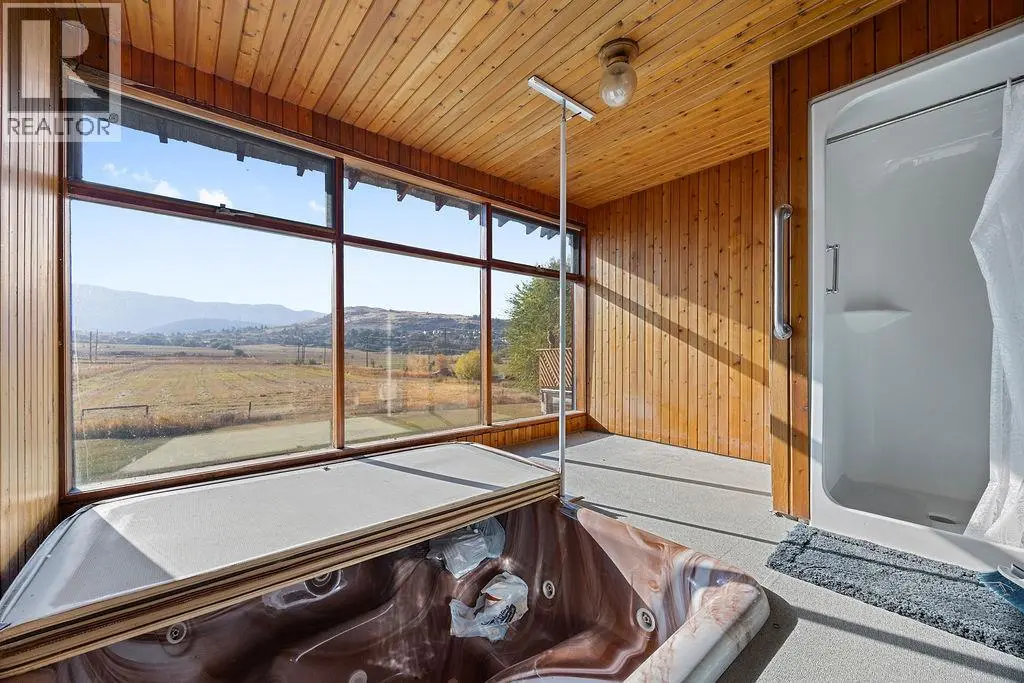 1823 Francis Street. Vernon, British Columbia