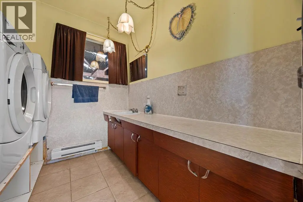 1823 Francis Street. Vernon, British Columbia