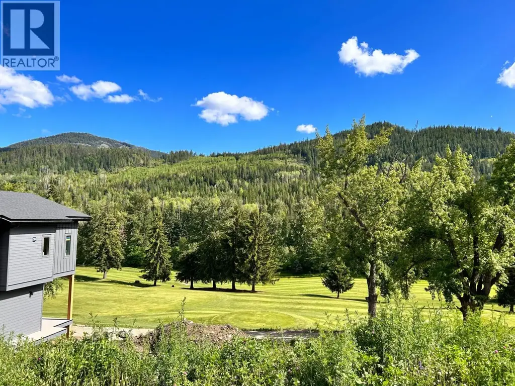 445 Copper Road, Rossland