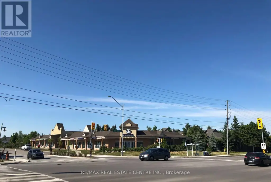 7 - 5 Swan Lake Boulevard, Markham (Greensborough)