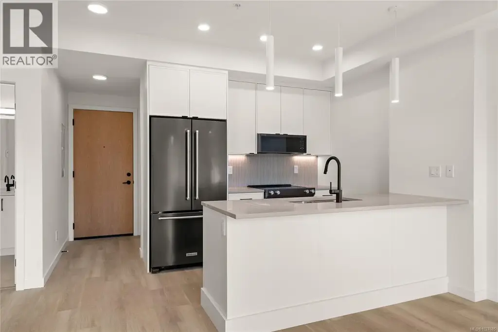 412 1102 Esquimalt Rd, Esquimalt