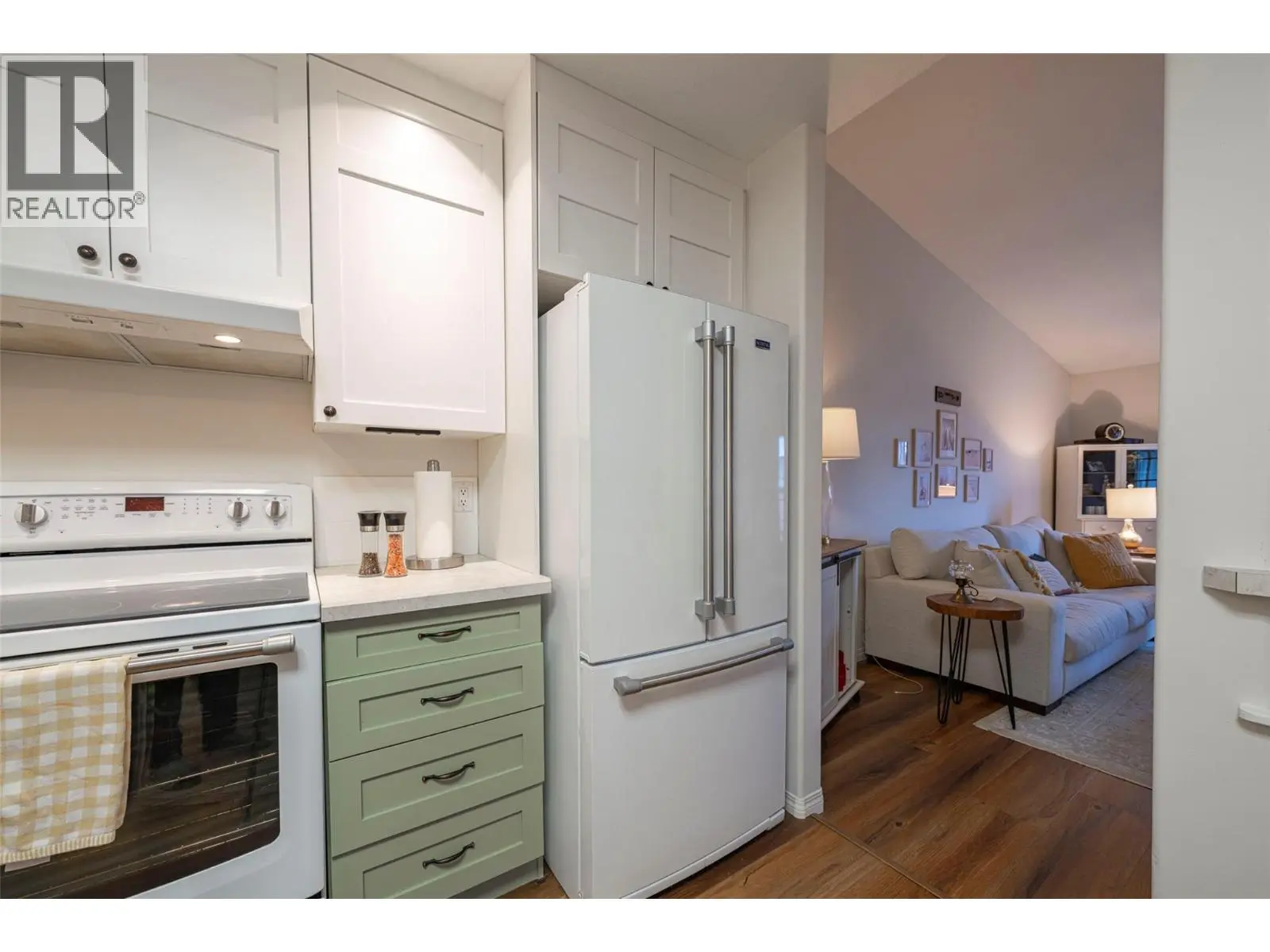 501 Kildonan Avenue Unit# 2. Enderby, British Columbia