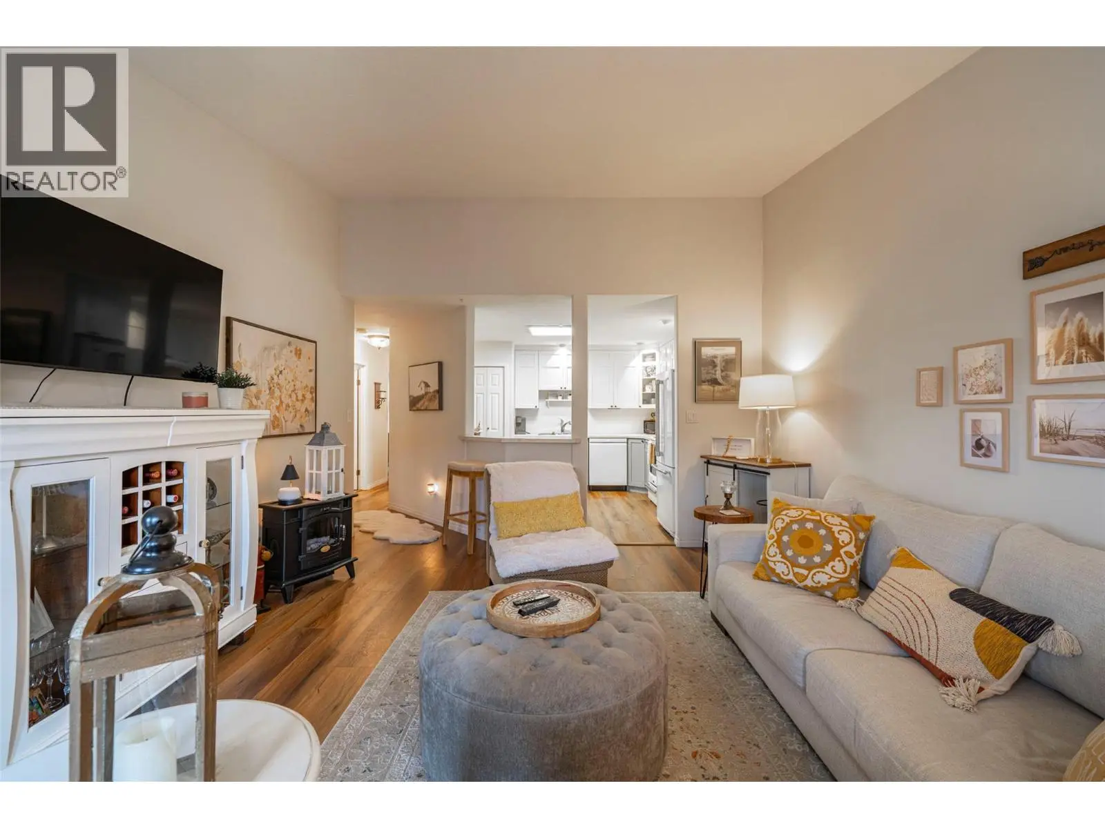 501 Kildonan Avenue Unit# 2. Enderby, British Columbia