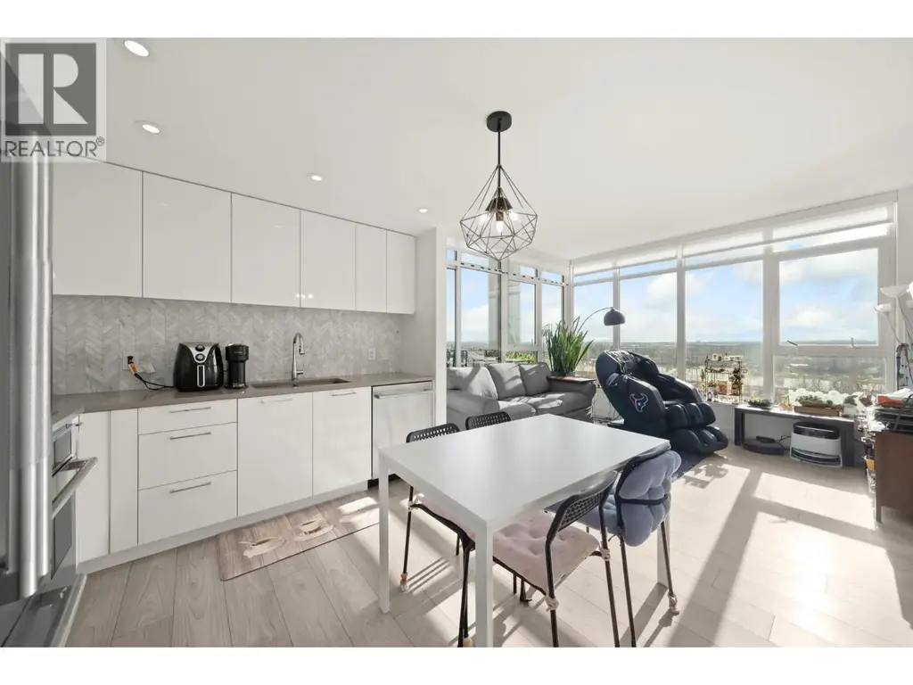 1405 3581 E Kent Avenue North, Vancouver