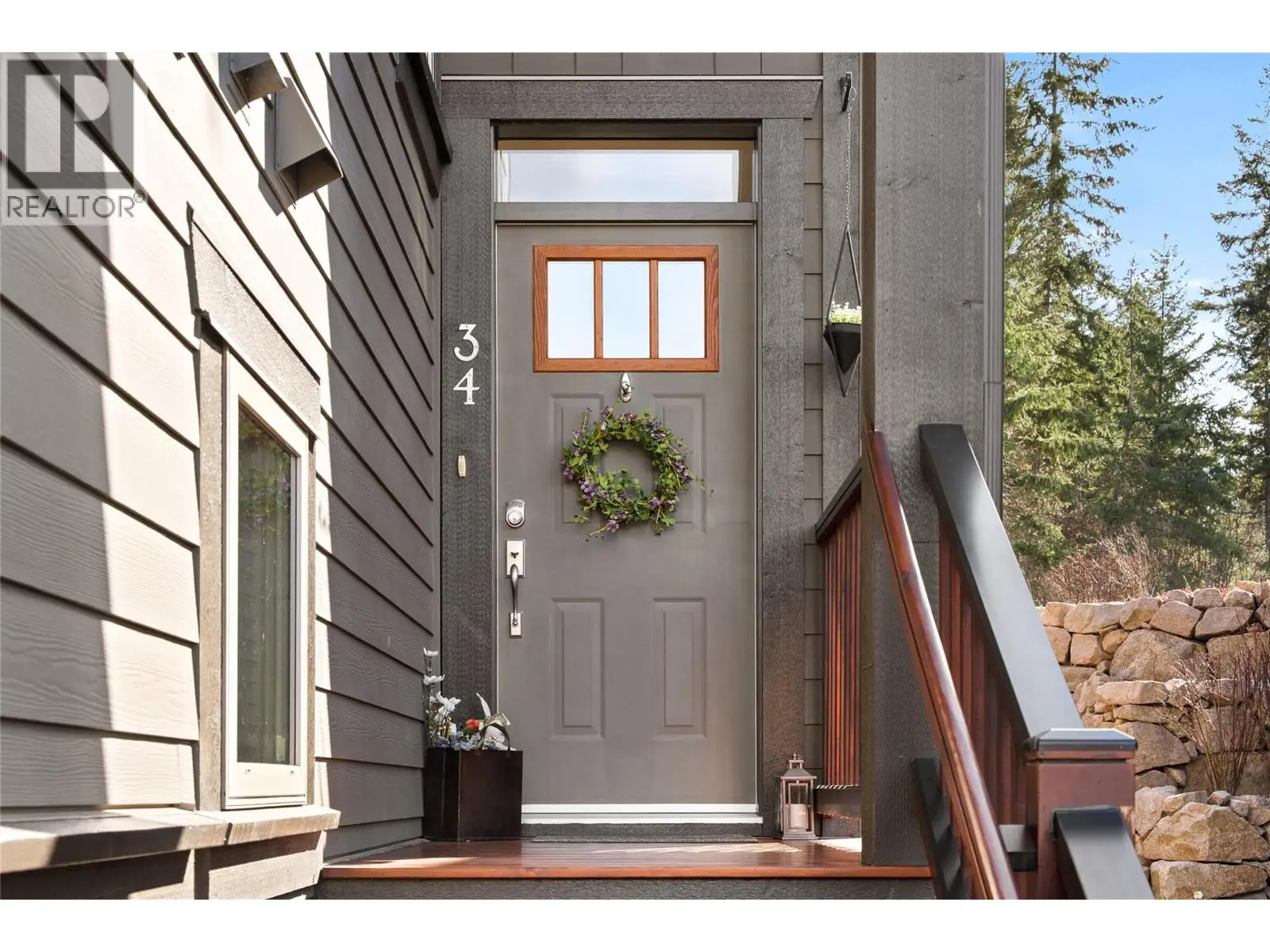 333 Longspoon Drive Unit# 34. Vernon, British Columbia