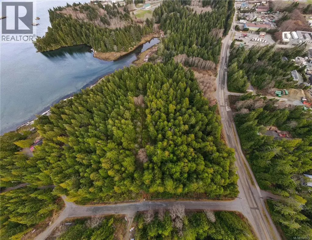 230 Minato Rd, Ucluelet
