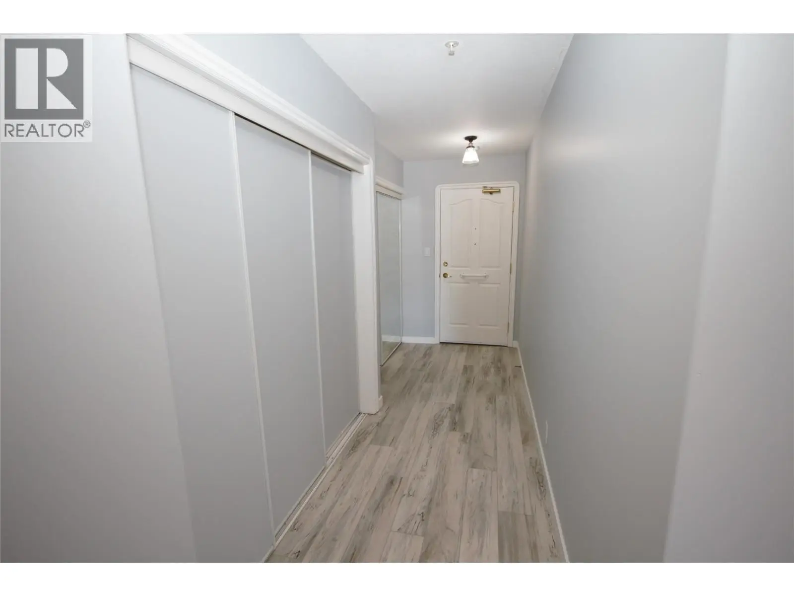 6805 Cottonwood Drive Unit# 100. Osoyoos, British Columbia