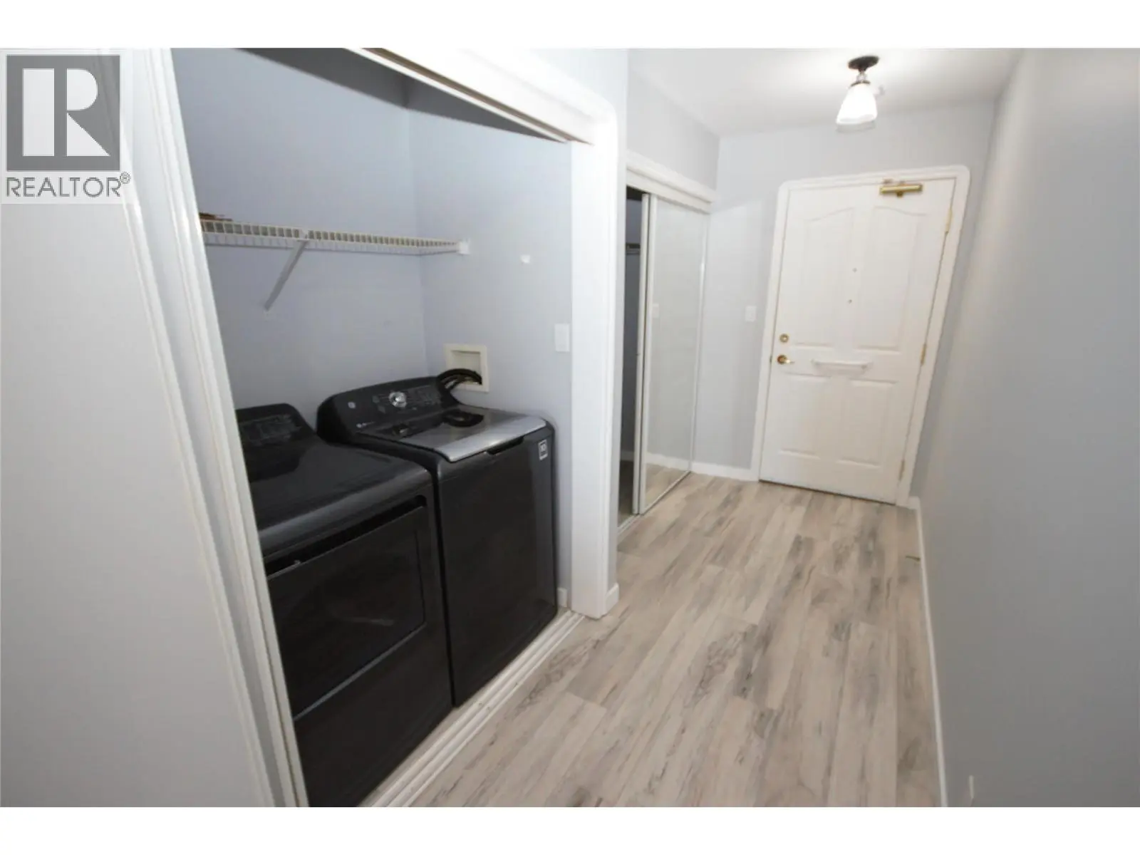 6805 Cottonwood Drive Unit# 100. Osoyoos, British Columbia