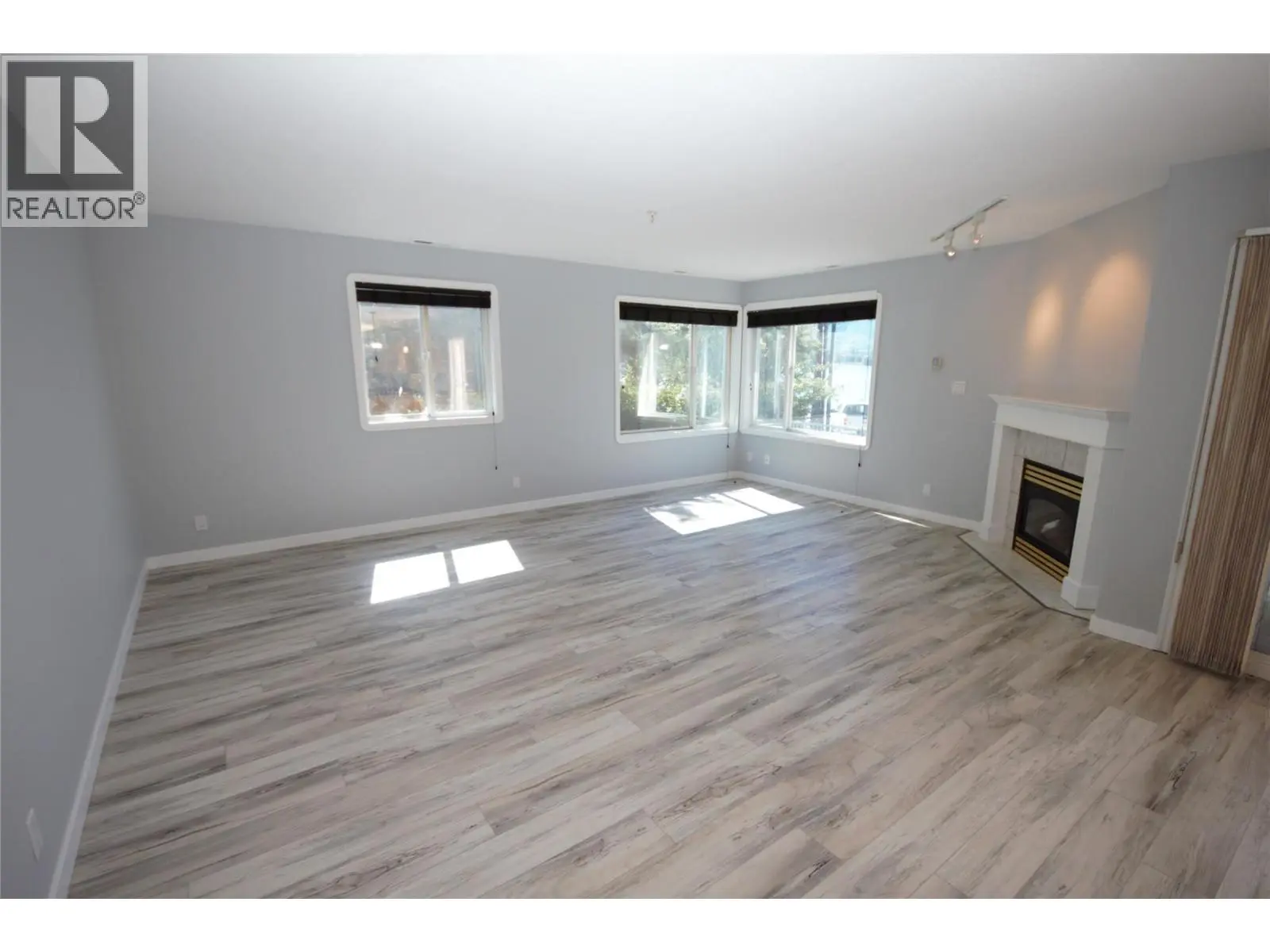 6805 Cottonwood Drive Unit# 100. Osoyoos, British Columbia