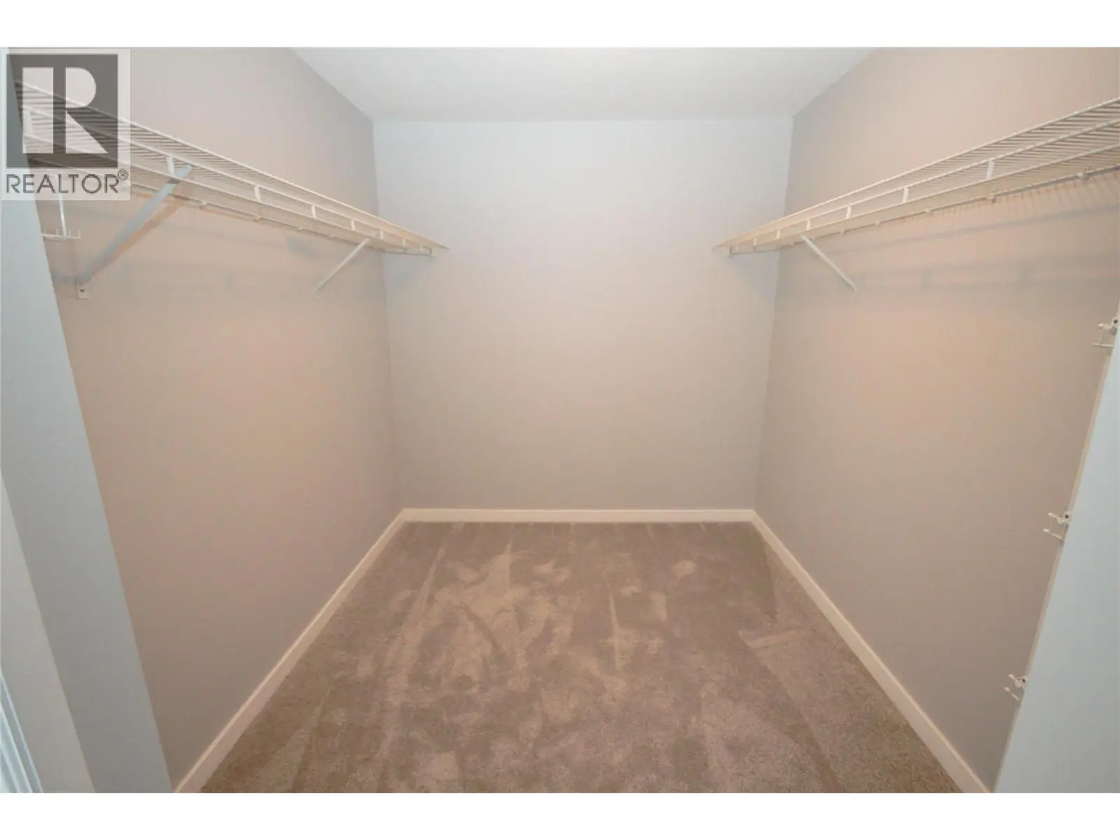 6805 Cottonwood Drive Unit# 100. Osoyoos, British Columbia