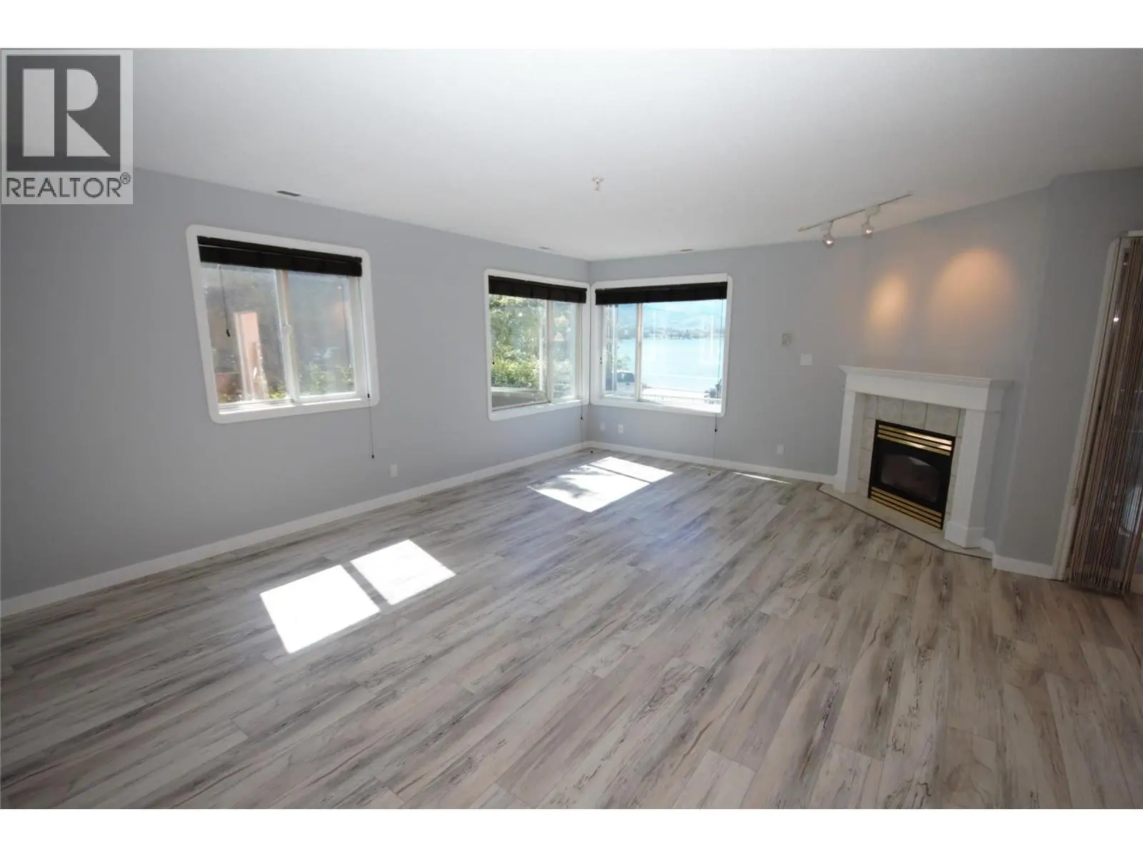 6805 Cottonwood Drive Unit# 100. Osoyoos, British Columbia