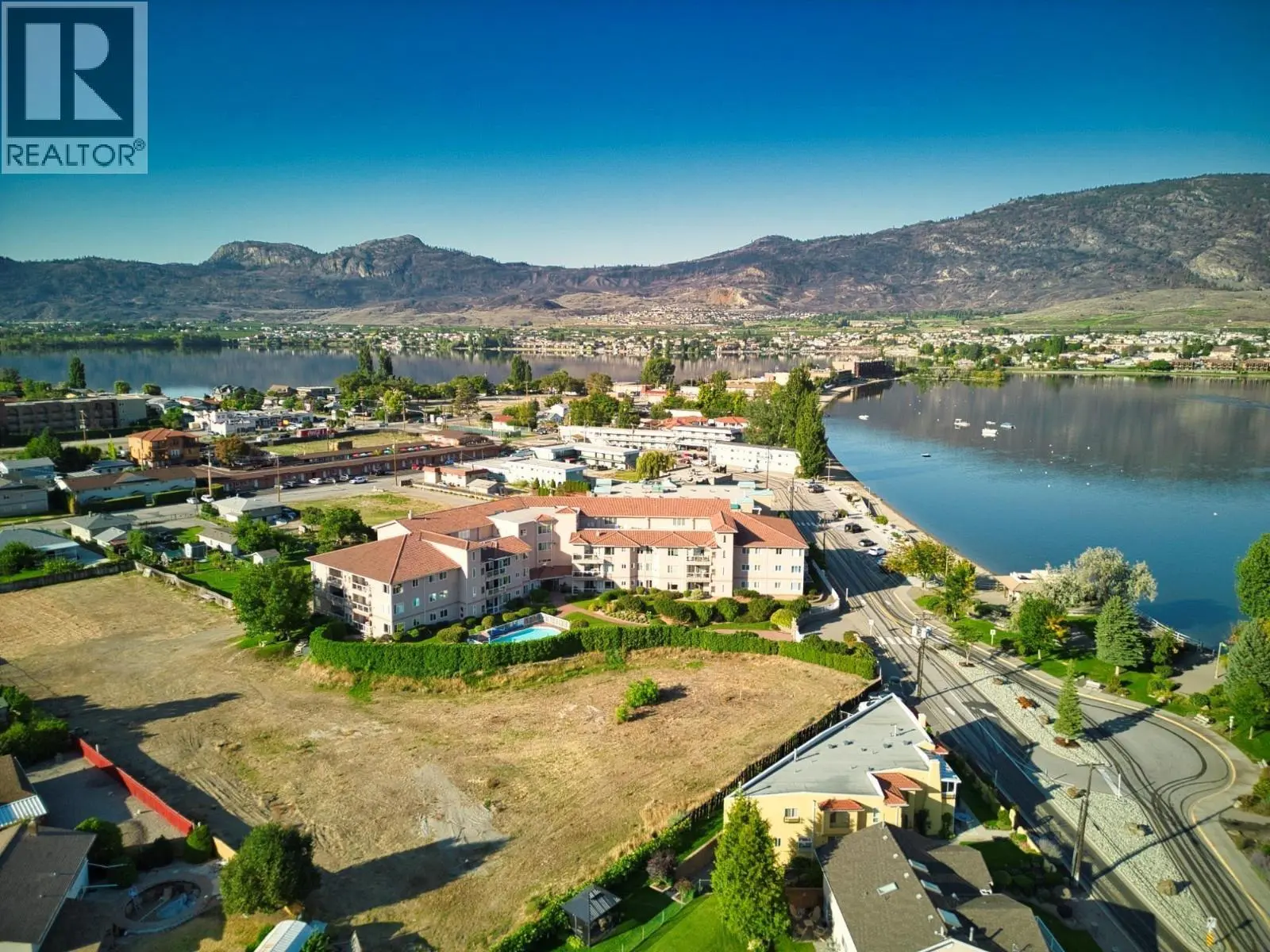 6805 Cottonwood Drive Unit# 100. Osoyoos, British Columbia