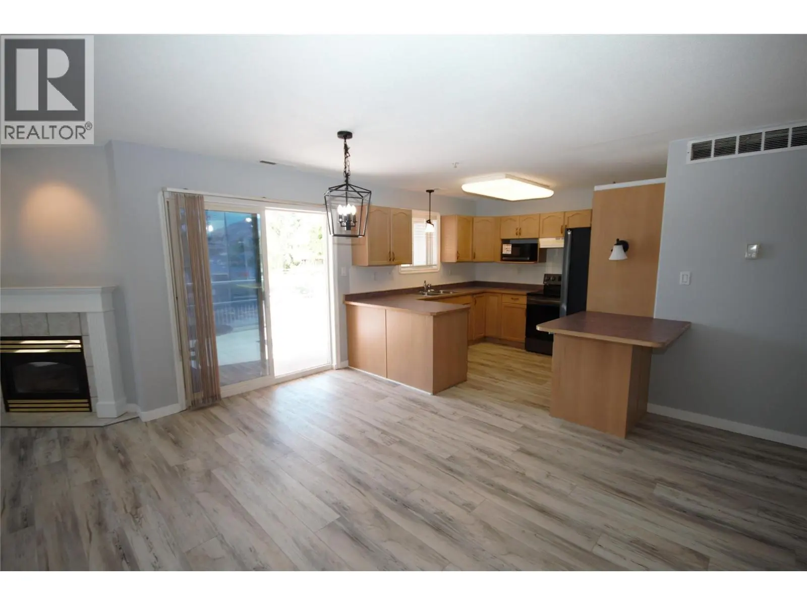 6805 Cottonwood Drive Unit# 100. Osoyoos, British Columbia
