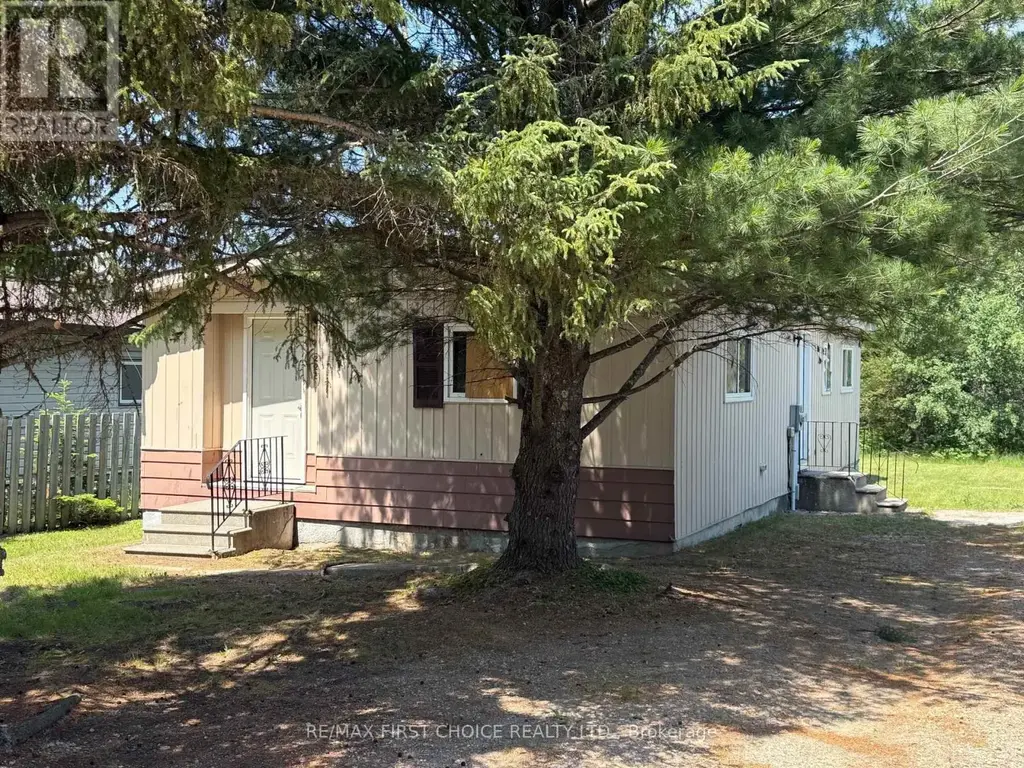 228 Davies Street, Ignace (TB-68)