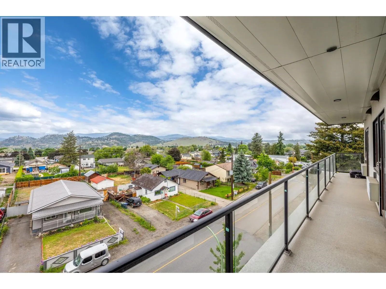 345 Dougall Road Unit# Ph9. Kelowna, British Columbia