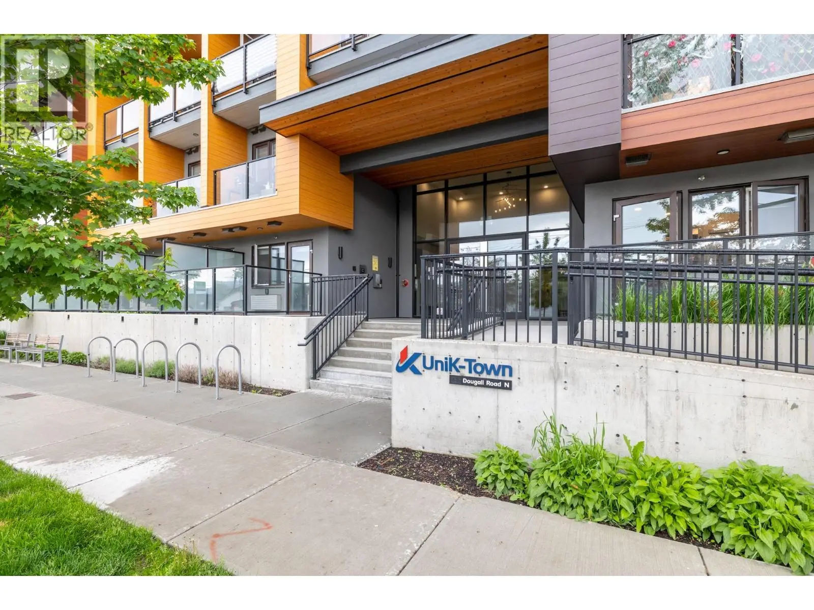 345 Dougall Road Unit# Ph9. Kelowna, British Columbia