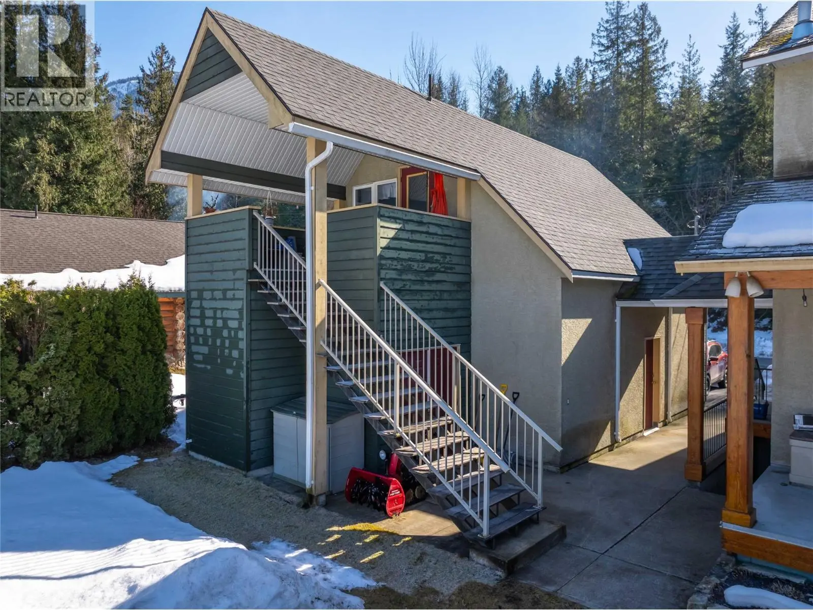 1820 Illecillewaet Road. Revelstoke, British Columbia