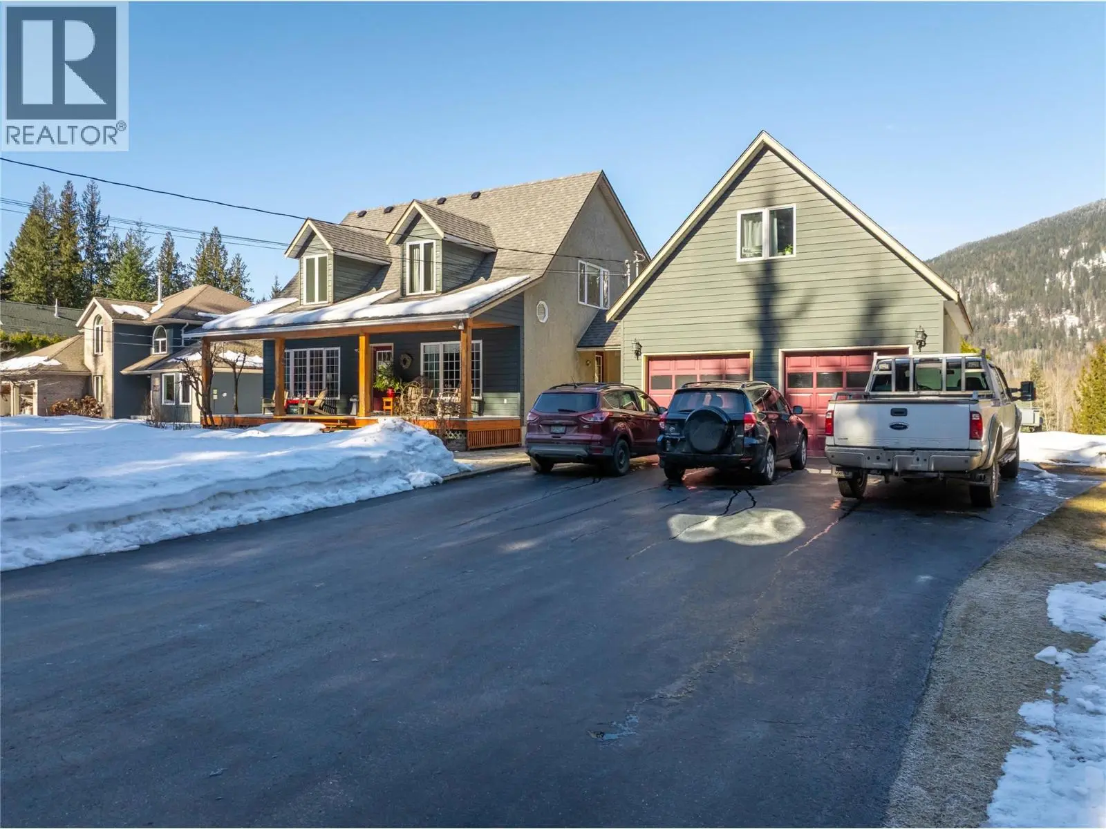 1820 Illecillewaet Road. Revelstoke, British Columbia