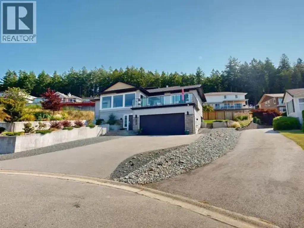 3784 Trail Place, Powell River