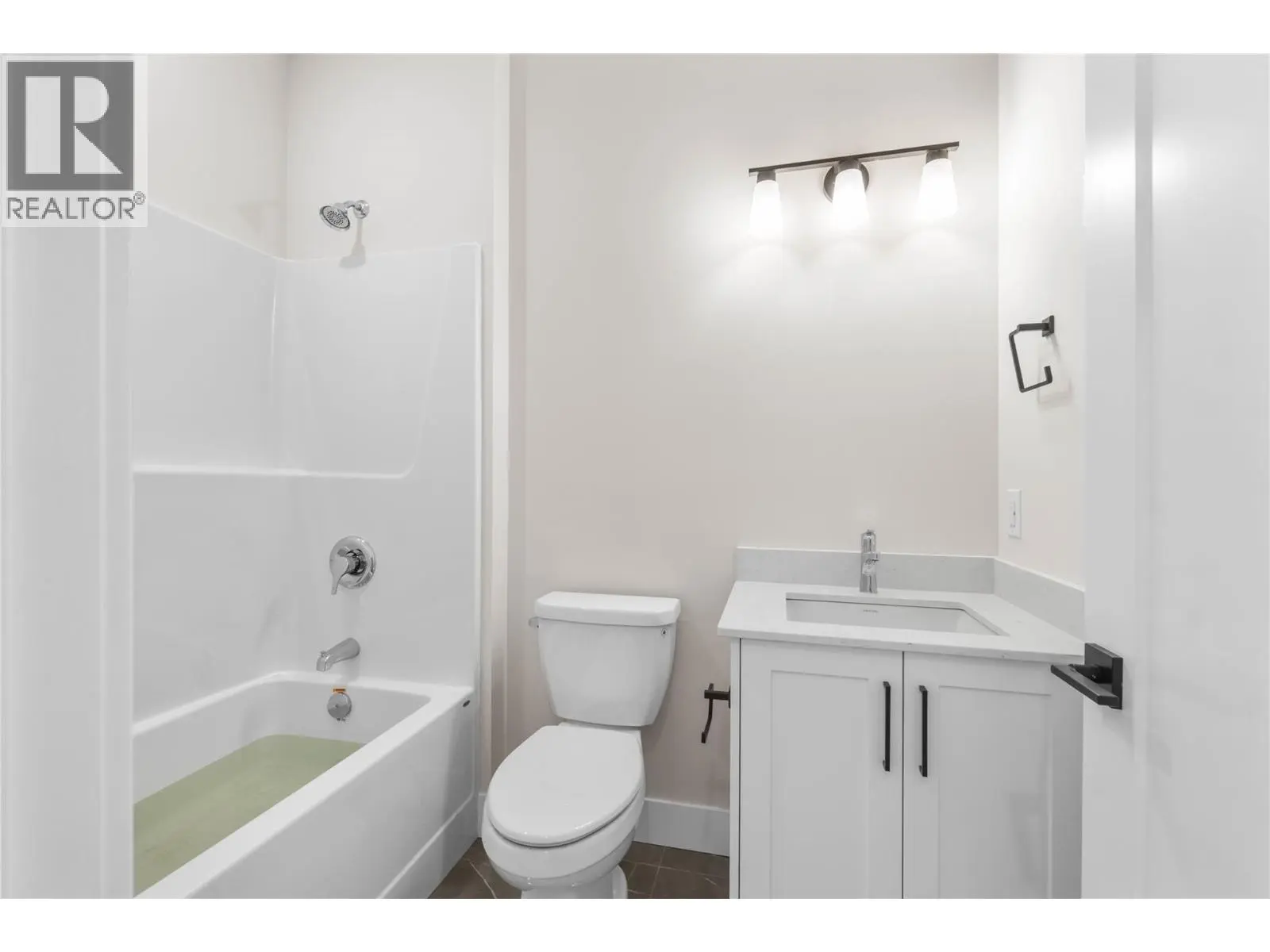 220 Shepherd Road Unit# 14. Chase, British Columbia
