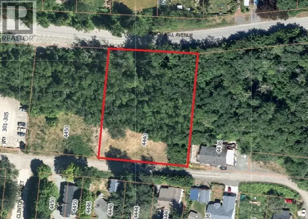 4440 Little Avenue, Terrace