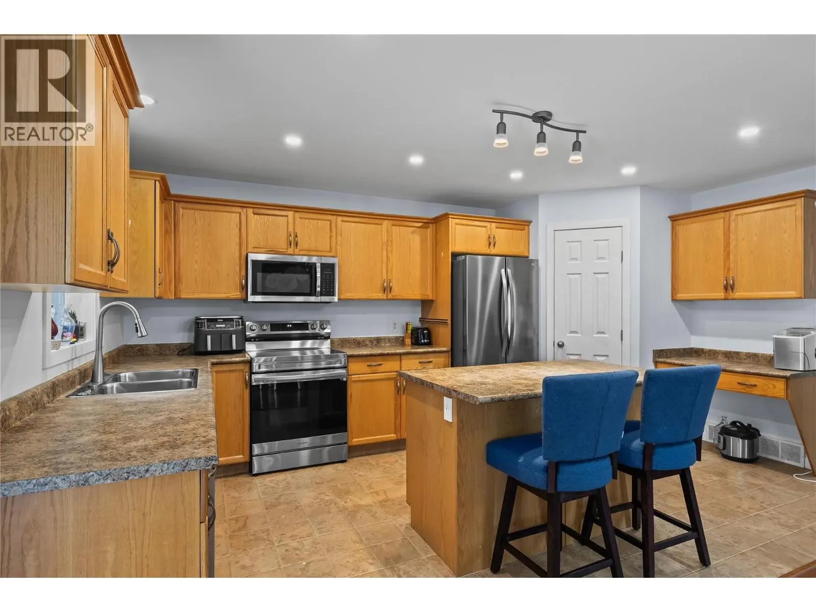 2010 Porcupine Court. Westbank, British Columbia