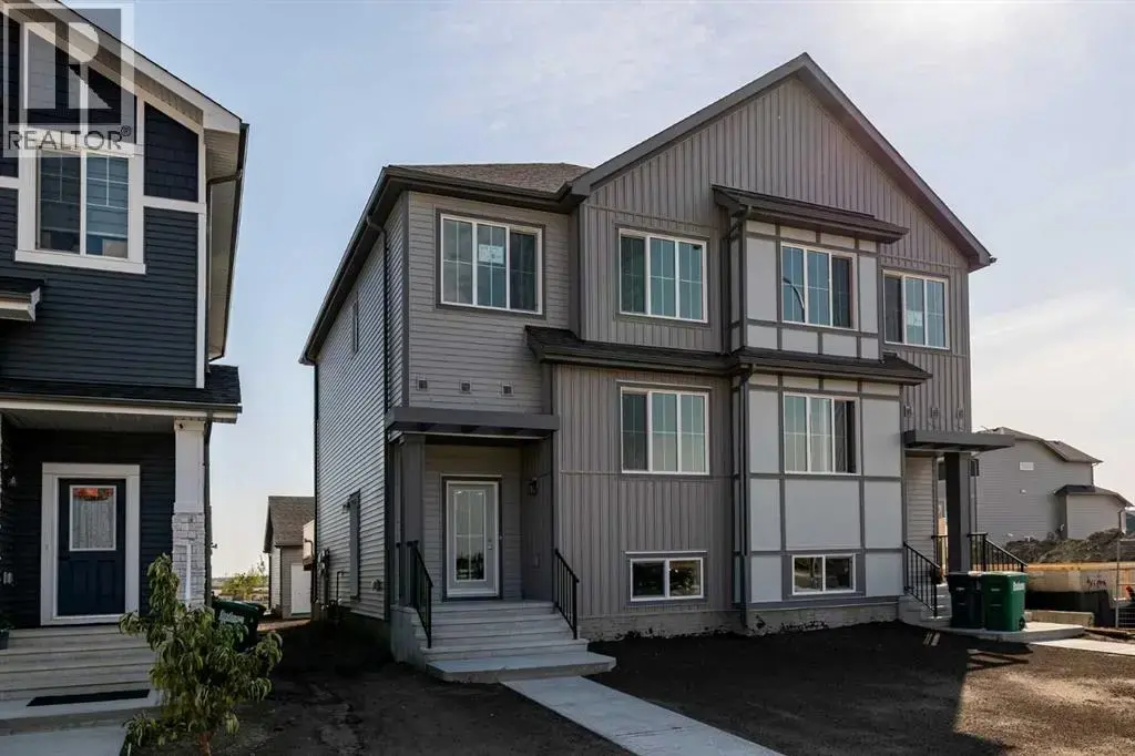 978 Edgefield Avenue, Strathmore