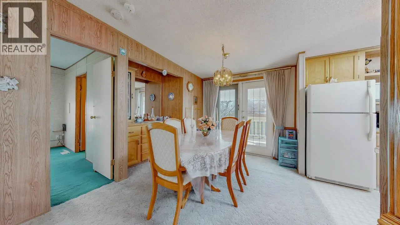 129 Walnut Place. Oliver, British Columbia