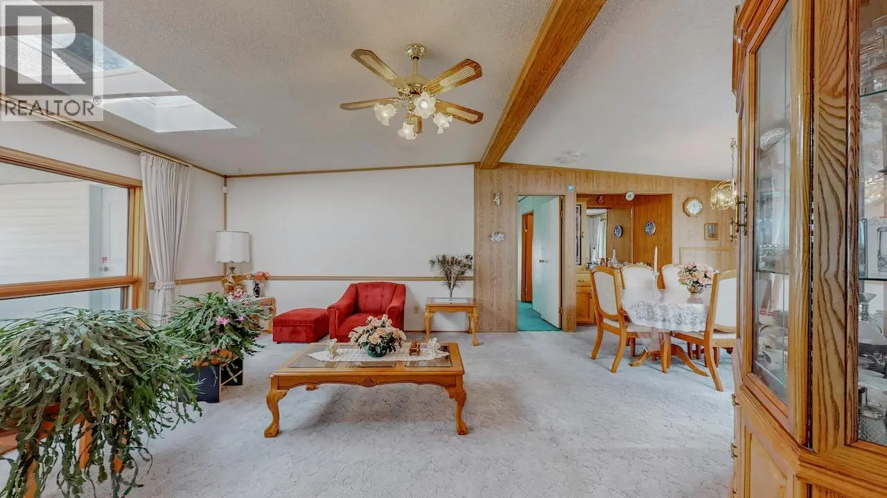 129 Walnut Place. Oliver, British Columbia
