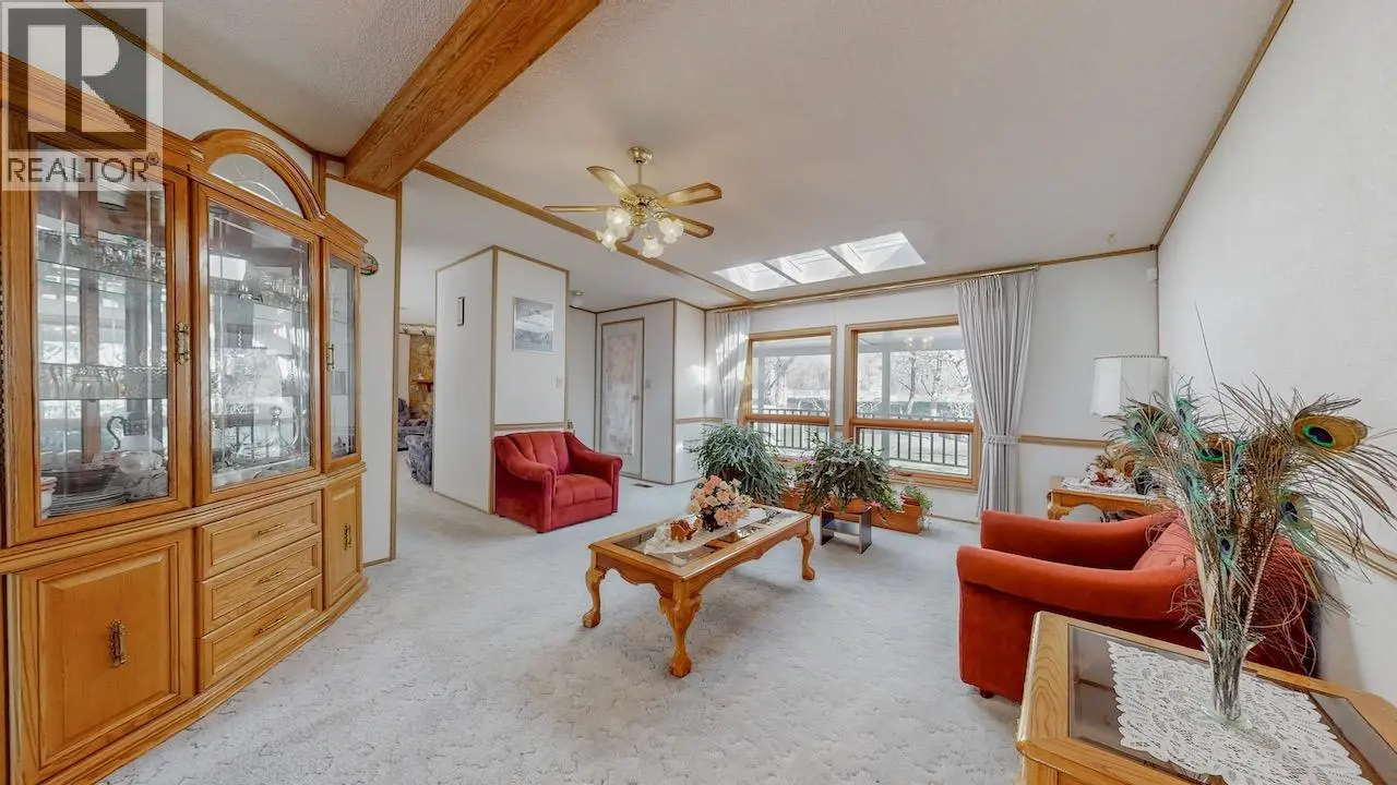 129 Walnut Place. Oliver, British Columbia
